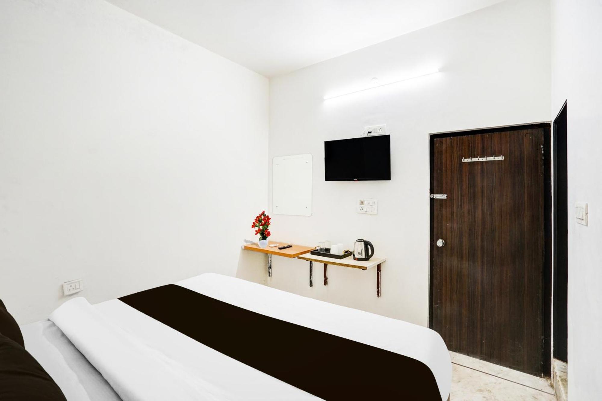 Super O Kaveri Path Formerly Shree Sai Residency Hotel